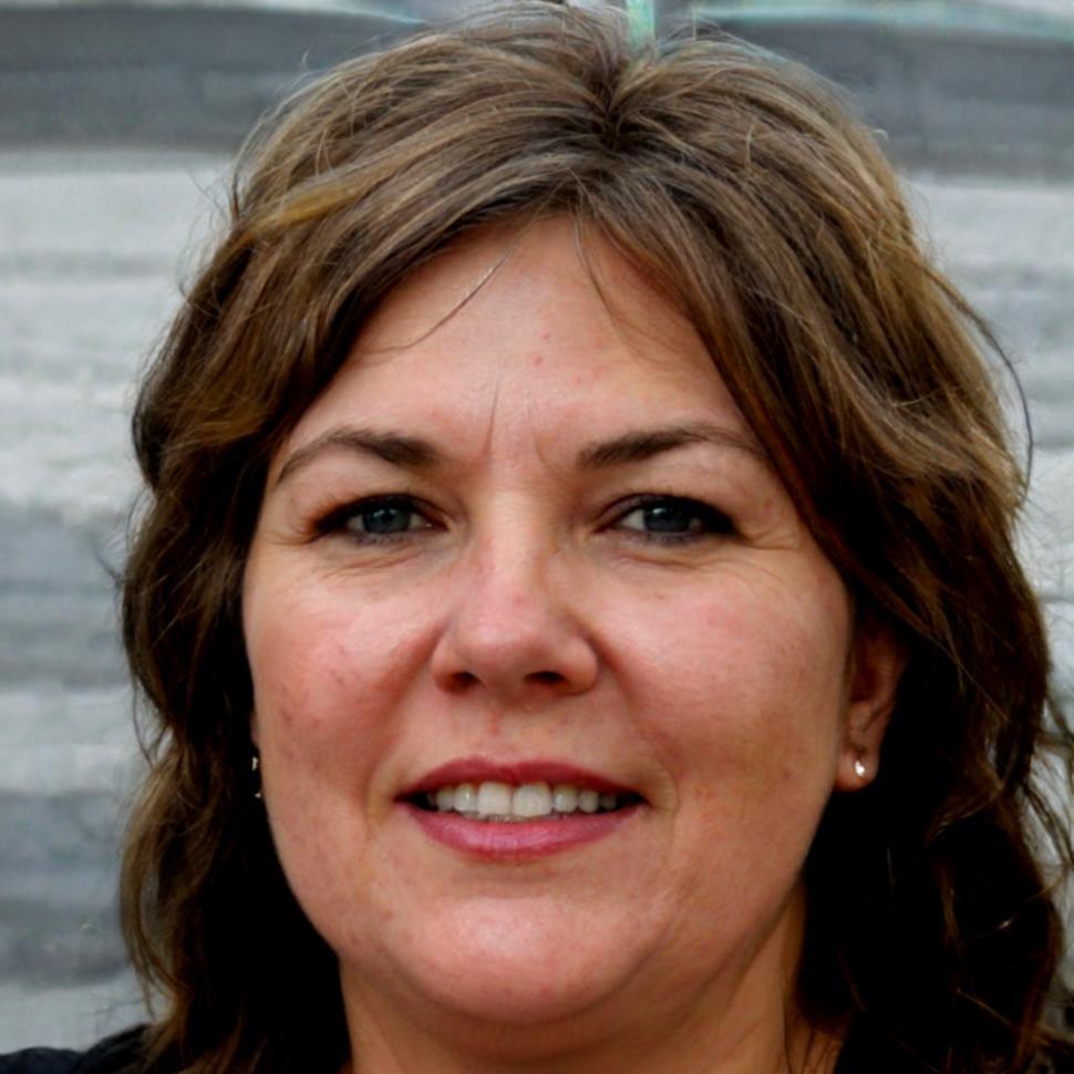 Claire Dubois, consultante